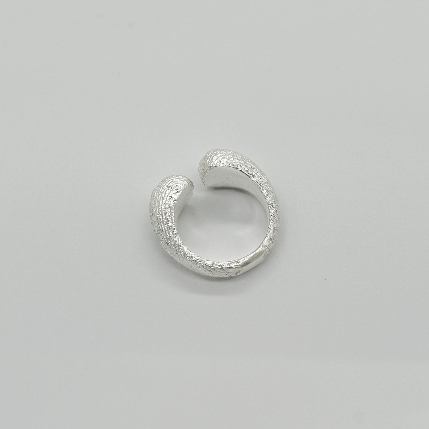 SPACE IN BETWEEN RING