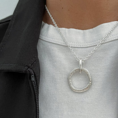 CONNEXION NECKLACE