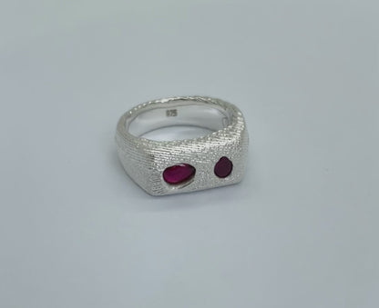 RUBY TEARDROP CABOCHON DUO RING